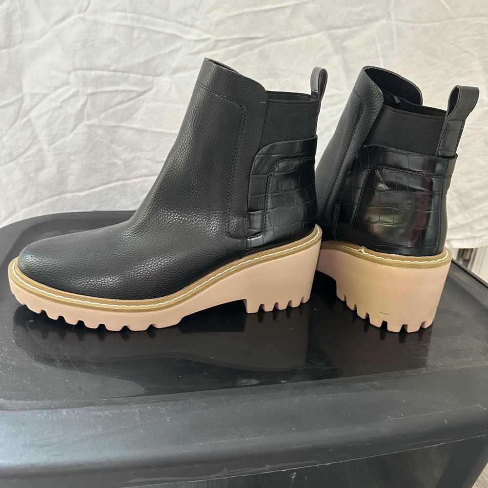 Nicole Miller boots